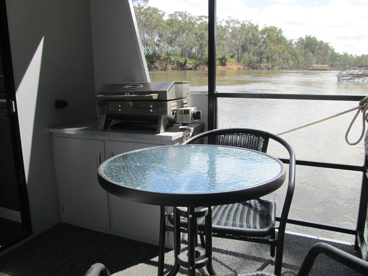 Moama On Murray Houseboats 外观 照片