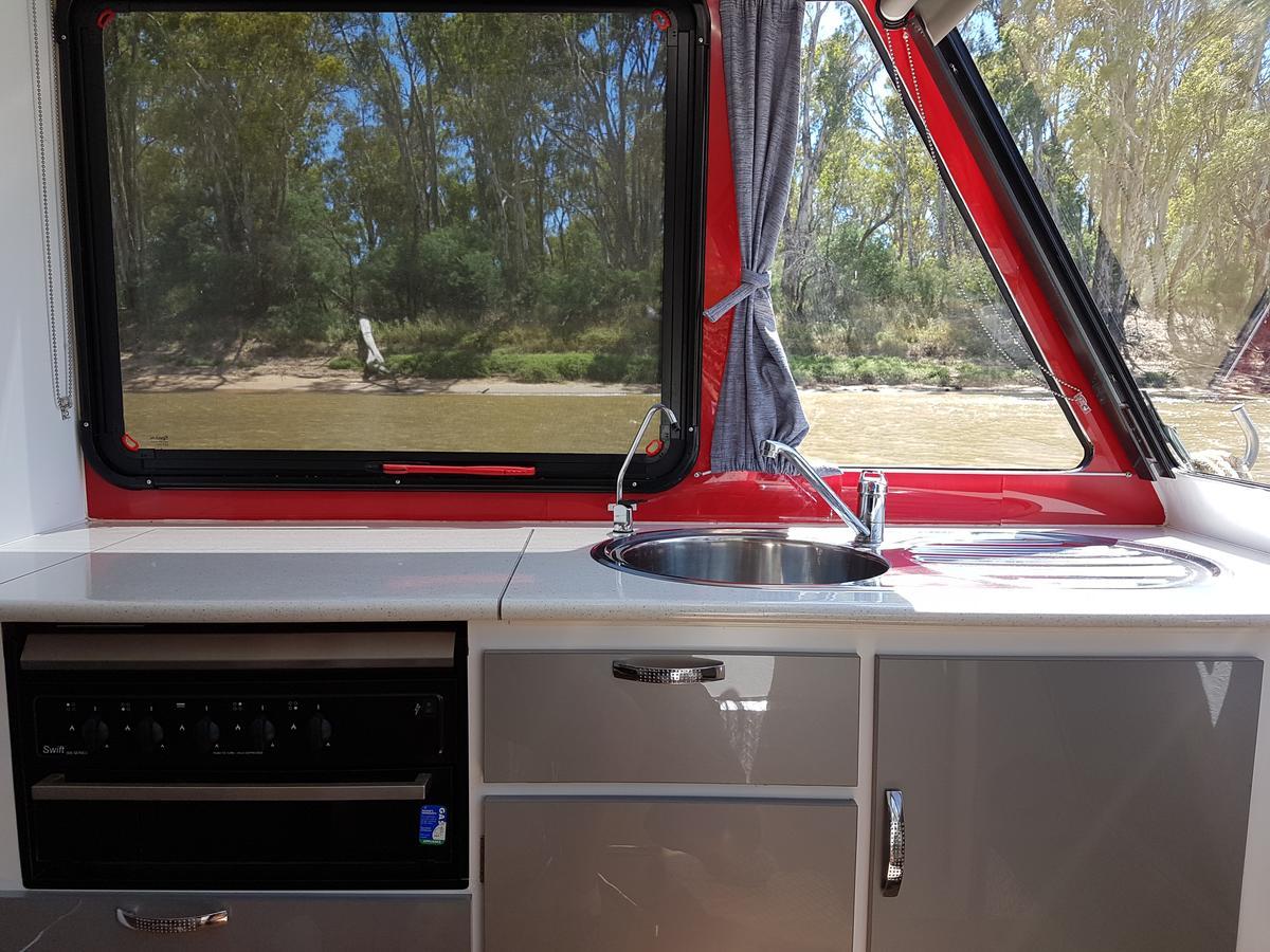 Moama On Murray Houseboats 外观 照片