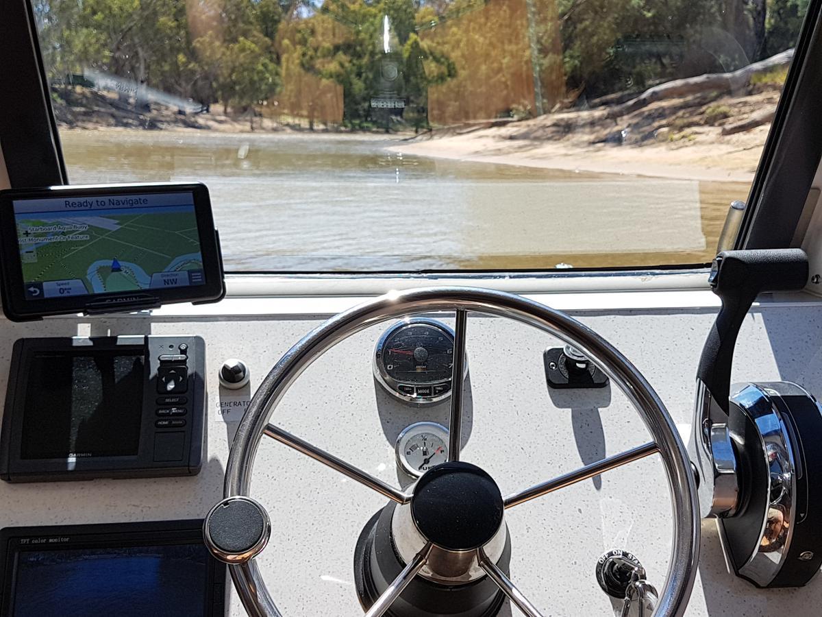 Moama On Murray Houseboats 外观 照片