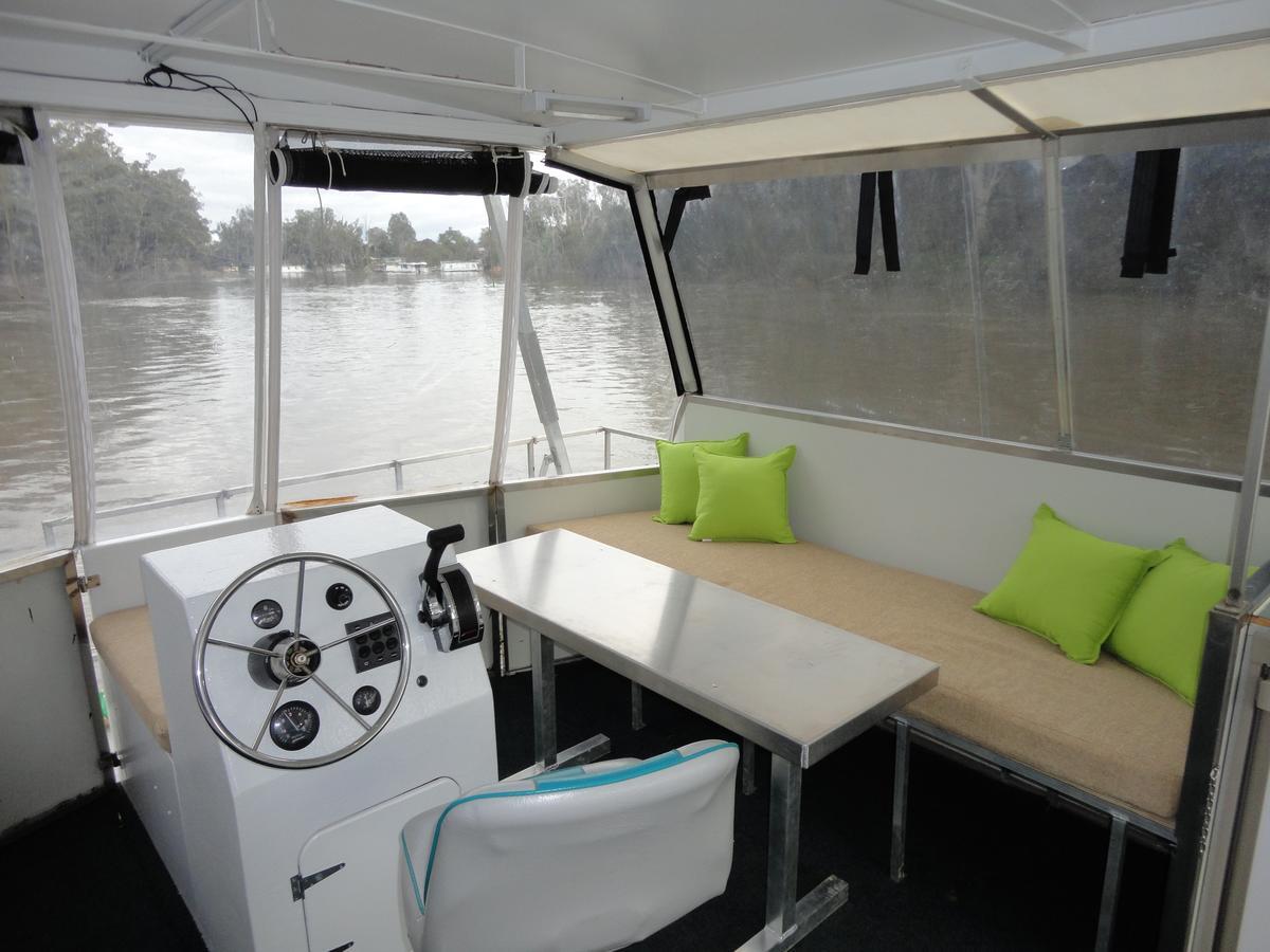 Moama On Murray Houseboats 外观 照片