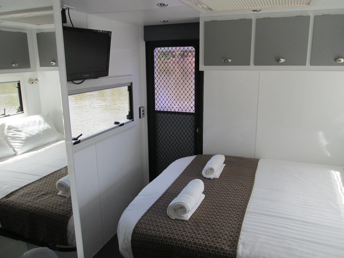 Moama On Murray Houseboats 外观 照片